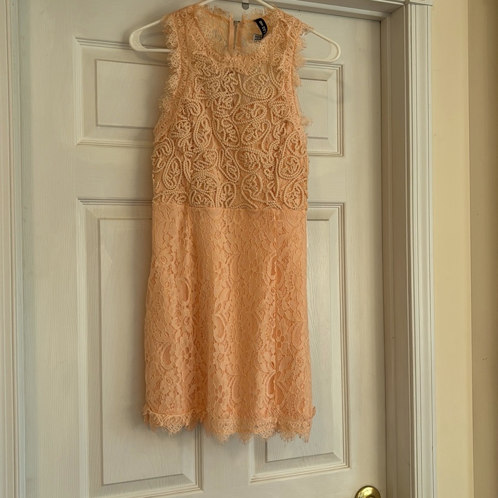 Peach lace dress. Size small by design lab never worn smokeless house. NWT.